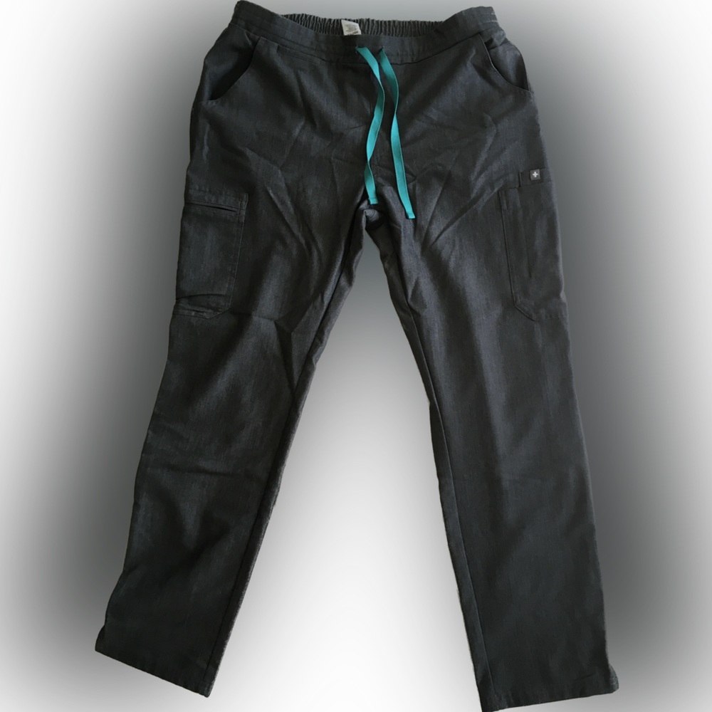 Figs Graphite Women’s Scrub Pants size Medium Petite